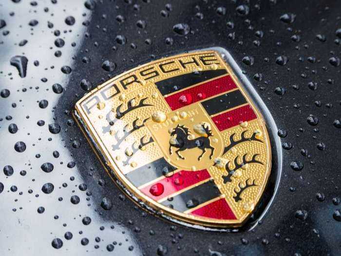 Прибыль Porsche упала на 30%, компания планирует сокращения