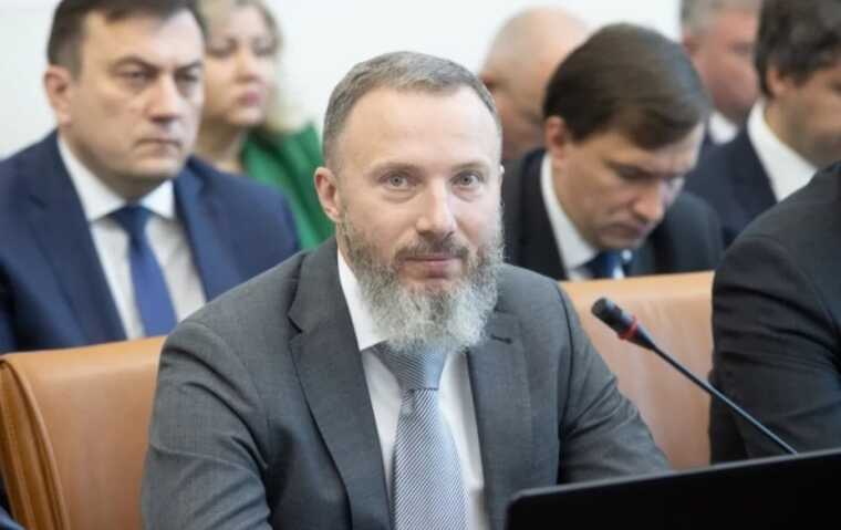 "Единая Россия" сбрасывает своих: Пономаренко жестко расправился с Власовым, чтобы избежать ответственности