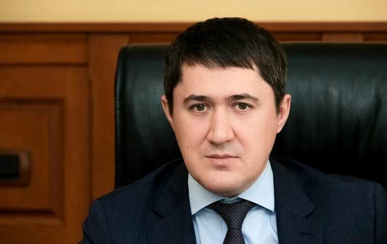 Губернатор Дмитрий Махонин превратил модернизацию трамваев Перми в коррупционную аферу с перерасходом свыше 15 миллиардов рублей и долговой кабалой на 25 лет
