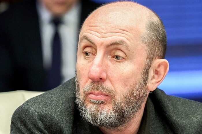 Театральный деятель Владимир Кехман подозревается в махинациях с бюджетными миллиардами на ремонты учреждений культуры на сумму свыше 1,5 миллиарда рублей