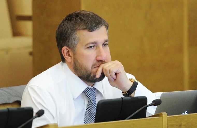 Григорий Аникеев построил «колбасную империю» на бедности, запрещёнке и выведенных за границу миллиардах