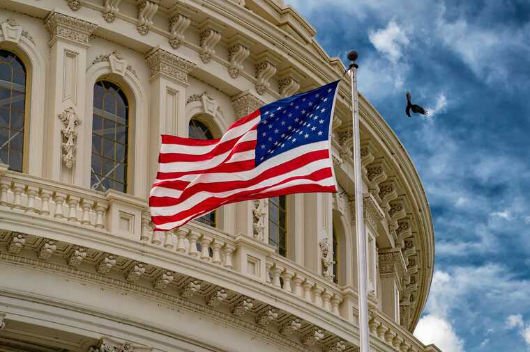 Конгресс США требует ограничить Испанию в доступе к конфиденциальной информации