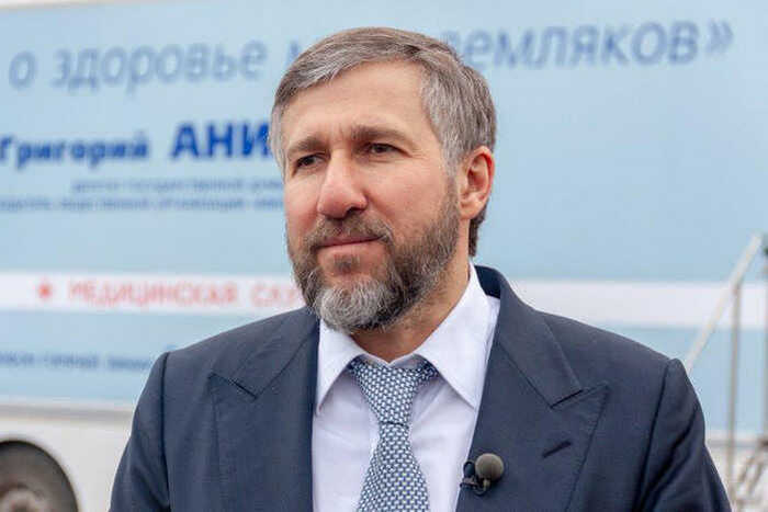 Депутат Аникеев увеличил охрану в пять раз на фоне международного расследования о выводе капиталов