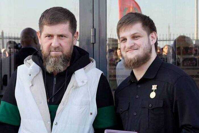 Почётное звание в Чечне вновь вручается по семейной традиции
