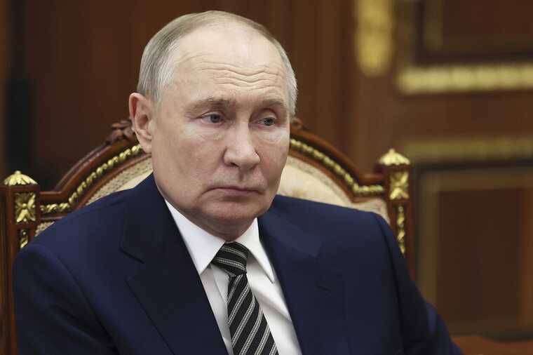 Путин разрешил заключать контракты с Минобороны РФ иностранцам без гражданства