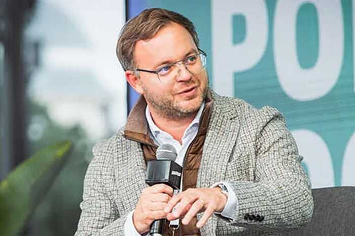 Советник Орбана критикует проект бюджета ЕС: выделение 100 миллиардов евро Украине ослабит экономику Европы