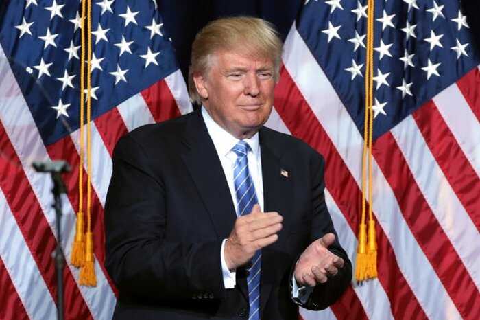 Трамп объявил о 50%-й пошлине на все товары из Бразилии с августа 2025 года