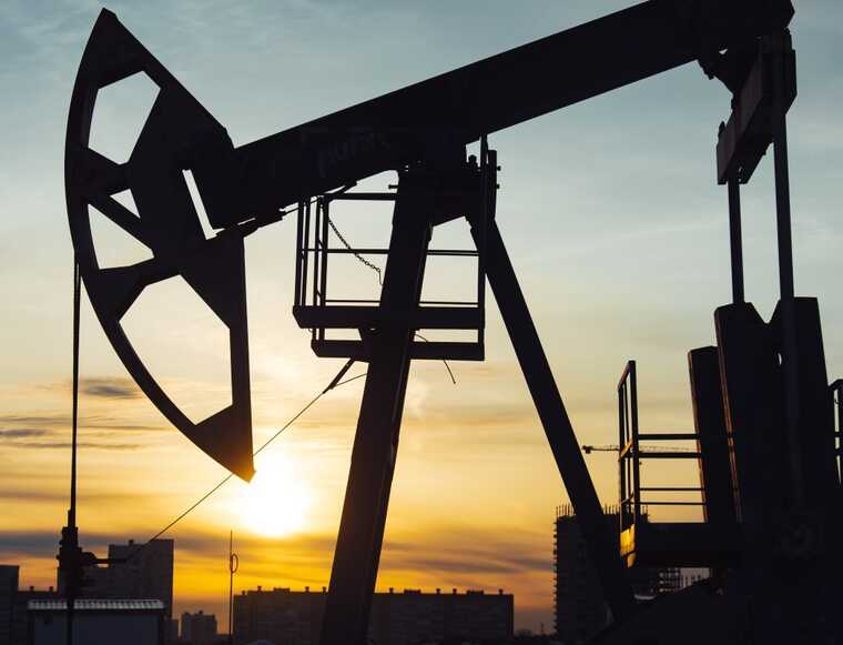 Индия не отказалась от закупок российской нефти, несмотря на международное давление