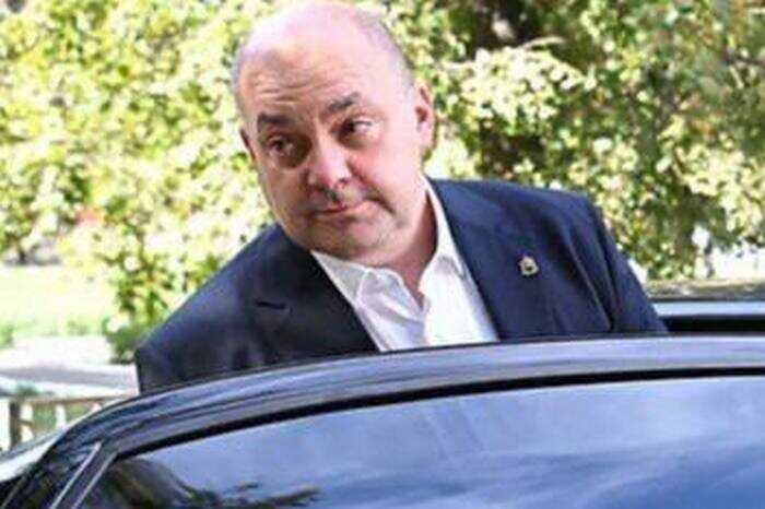 Экс-губернатор Курской области Смирнов оформил досудебное соглашение по обвинению в мошенничестве