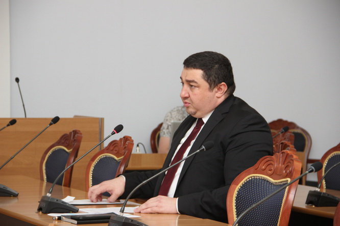 Отставку Тихонова связывают с уголовным делом о преступном сообществе в полиции, фигуранты которого на допросах заявили о связи чиновника с преступными схемами Отставку Тихонова связывают с уголовным делом о преступном сообществе в полиции, фигуранты которого на допросах заявили о связи чиновника с преступными схемами